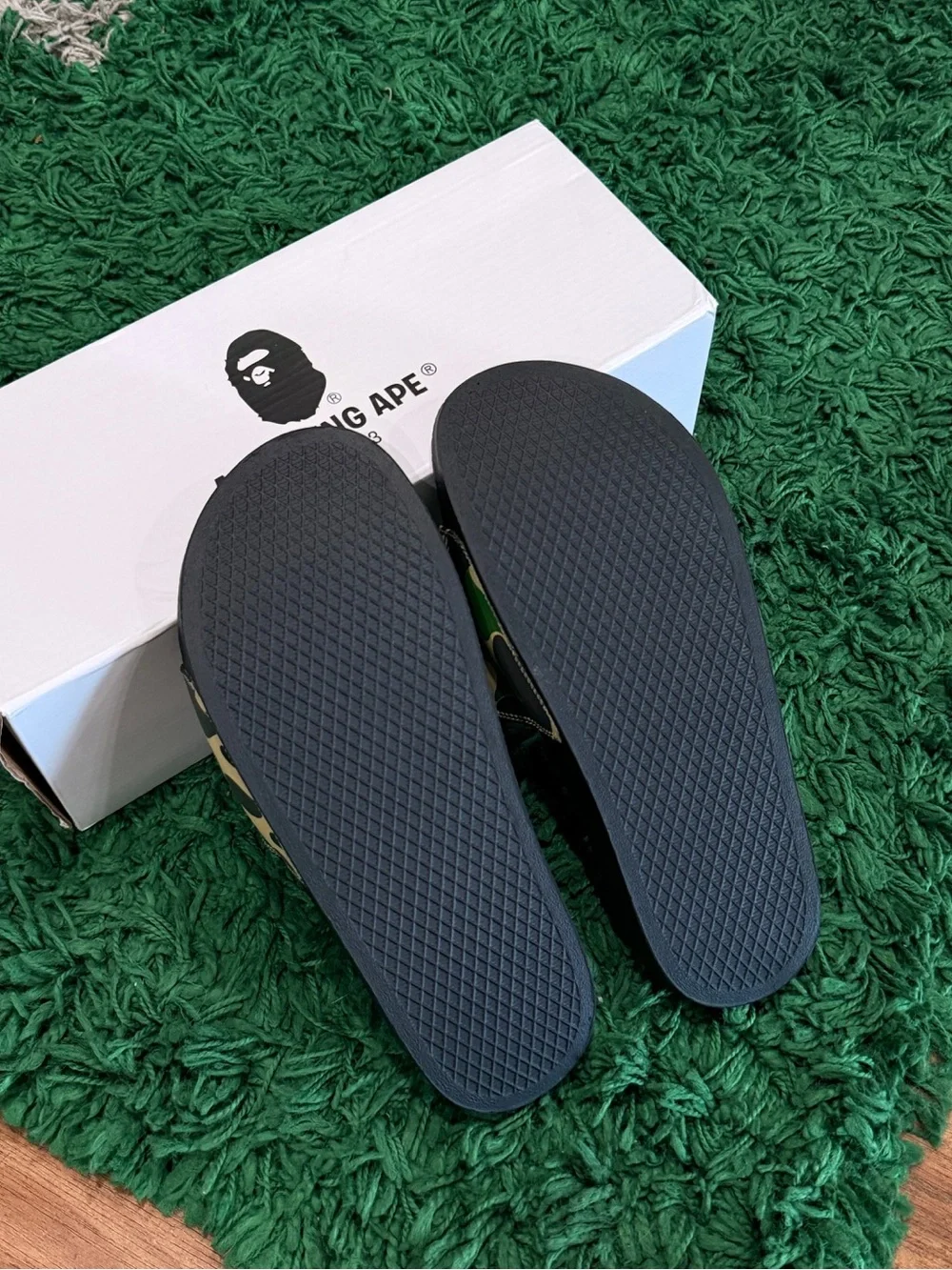 BAPE - Green Camo Logo Slides - / 8M - Brand New